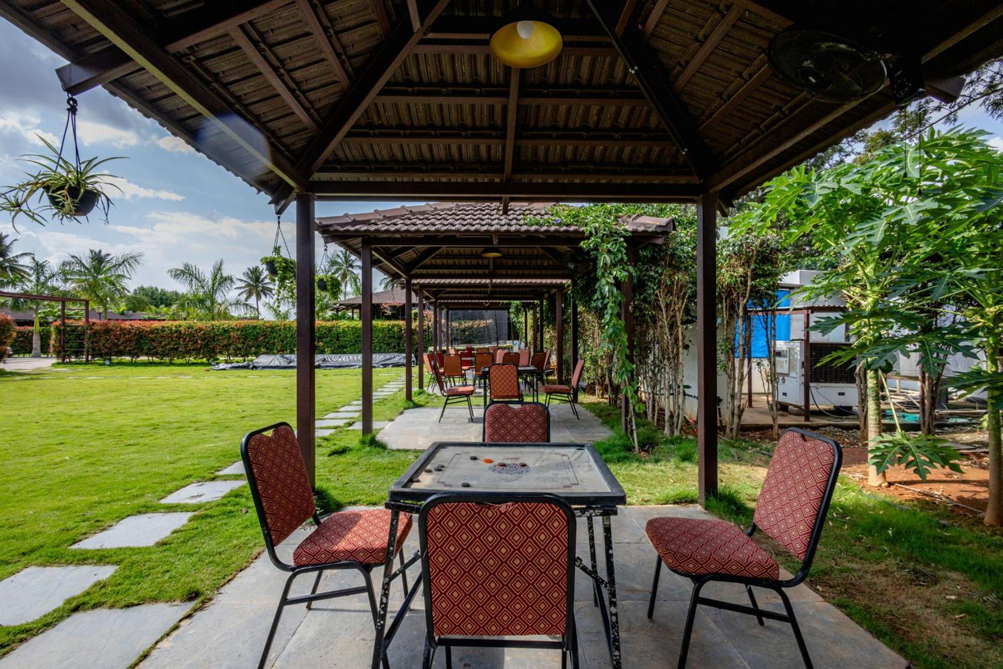 Veerdency Luxury Resort Devanahalli Exterior foto